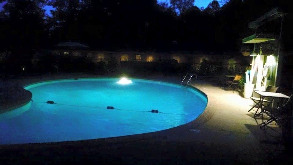 The Saugatuck Retro Resort Экстерьер фото